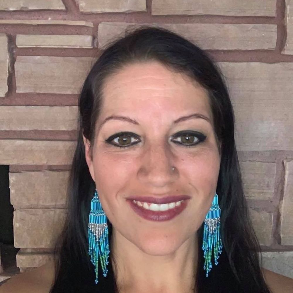 Meet your Posher, Ali